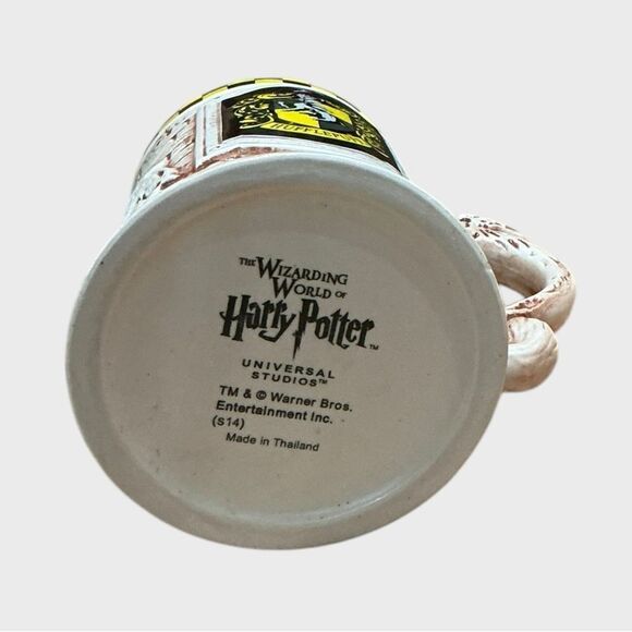 Wizarding World of Harry Potter Sculpted Ceramic Hufflepuff Stein Mug Cup - Picture 7 of 7